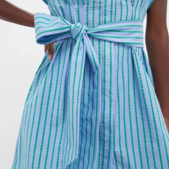 NWT Tuckernuck Delphinium Seersucker Mini Callie Dress - Medium - Picture 4 of 9